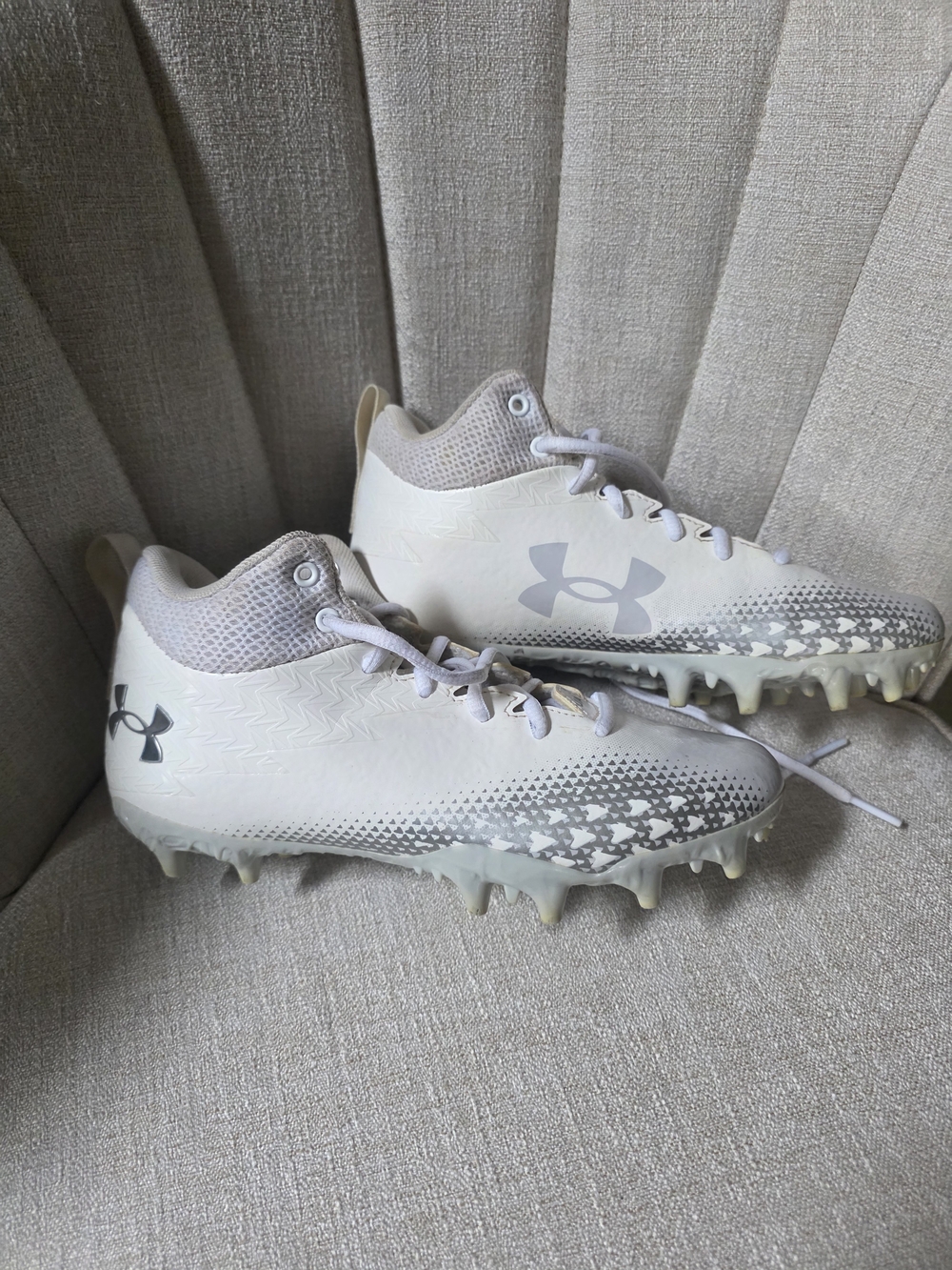Under Armour Youth Football Cleats, Youth 3.5Y